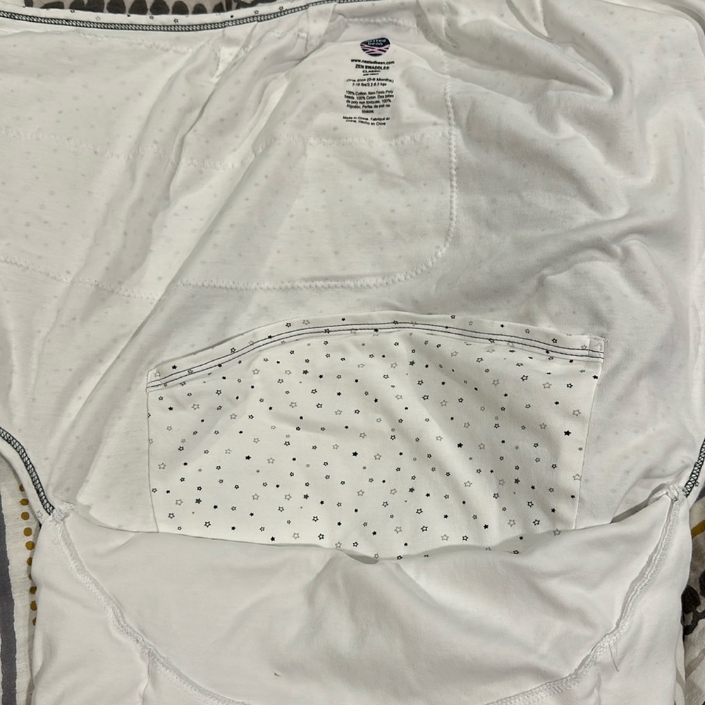 Nested bean swaddle - Picture 2 of 6